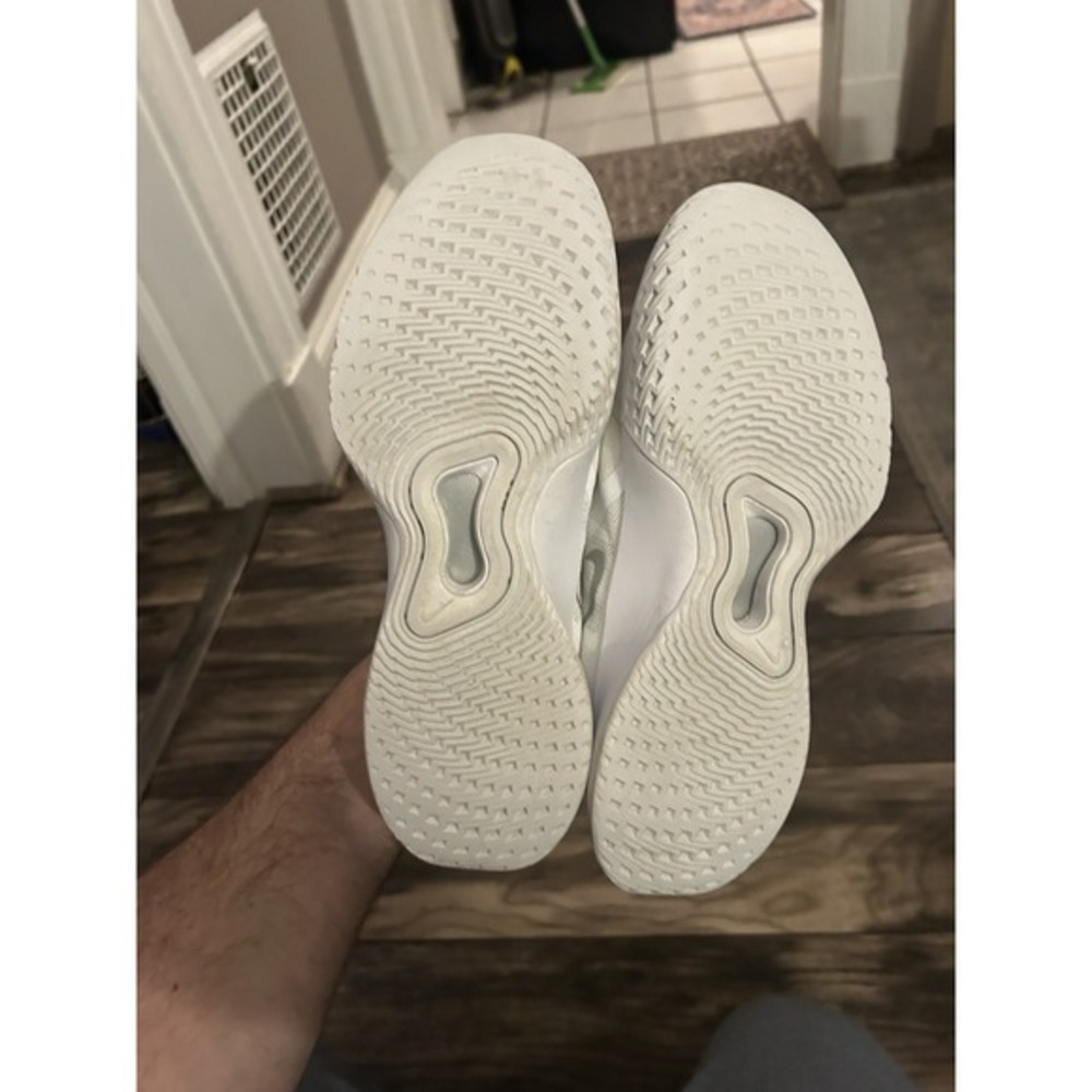 Nike Air Max Volley White Metallic Silver Womens Size 9.5 - Picture 9 of 12